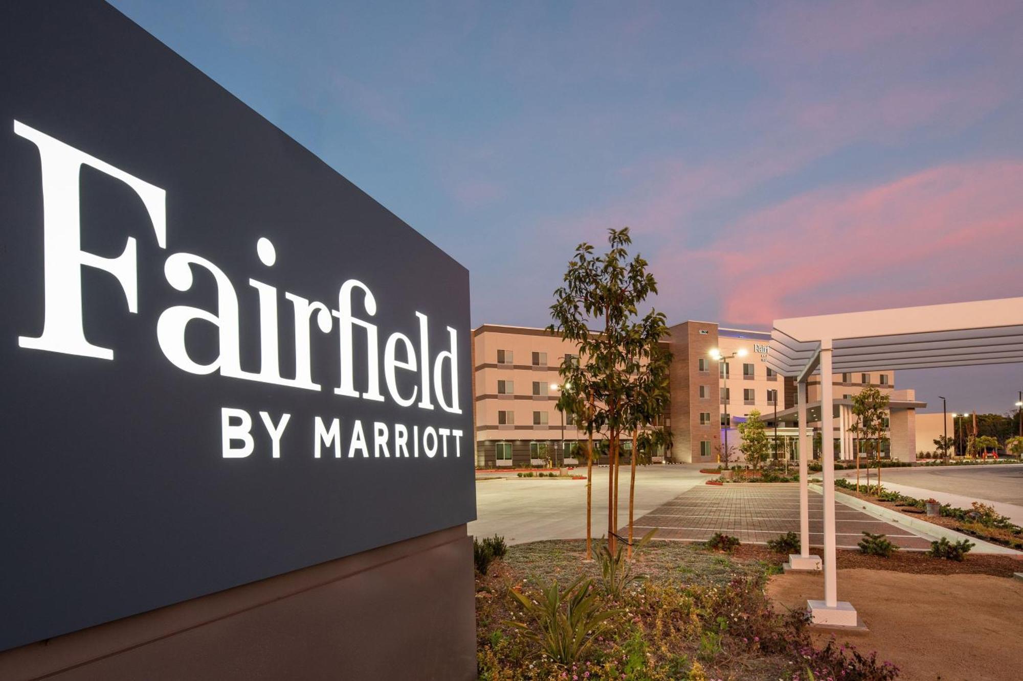 Fairfield by Marriott Inn&Suites Anaheim Los Alamitos Exterior foto